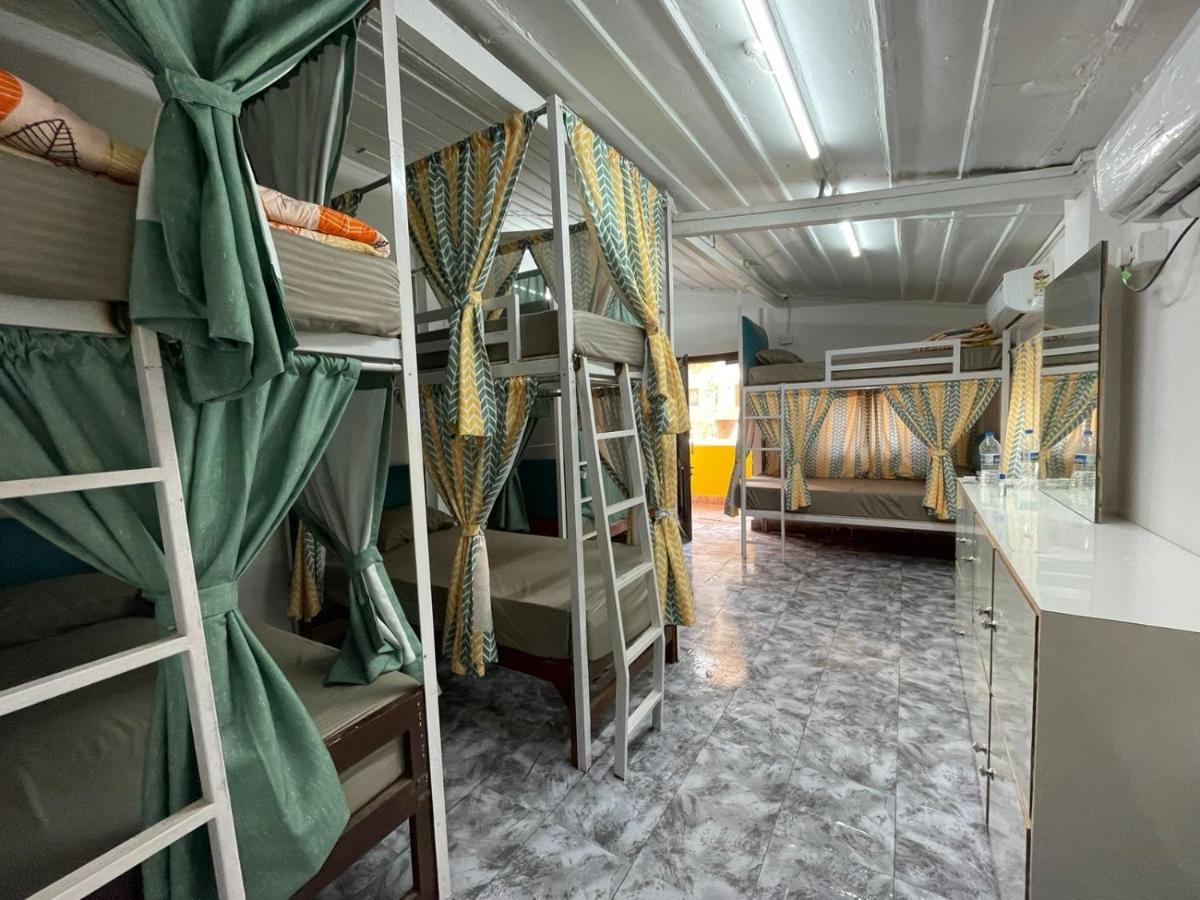 Kaabo Hostel Vagator Ngoại thất bức ảnh